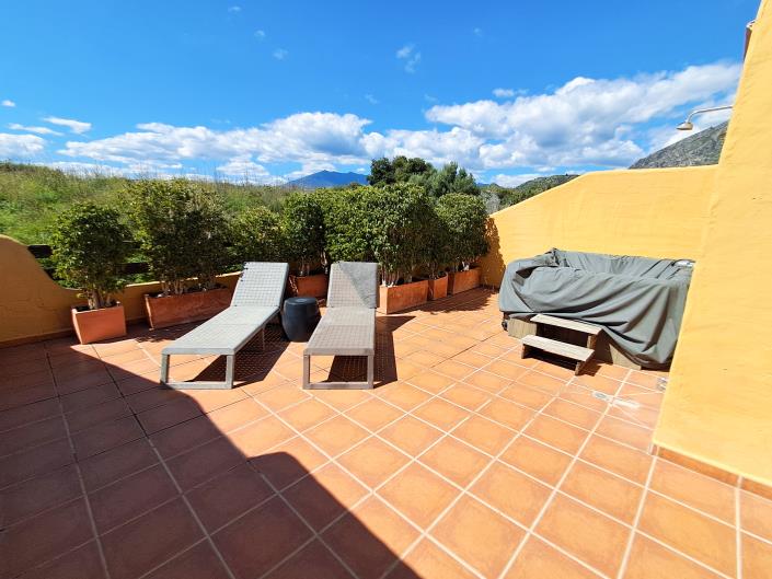 Image No.45-3 Bed Townhouse for sale