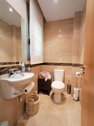 Image No.21-3 Bed Townhouse for sale