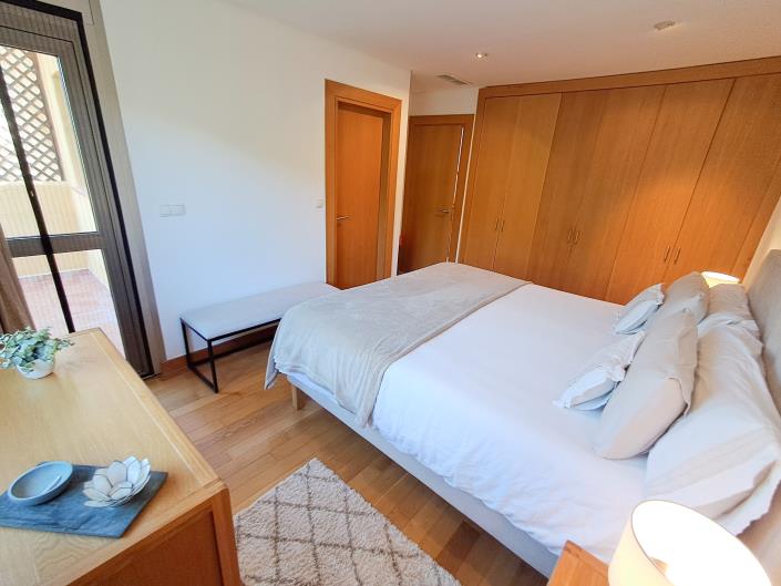 Image No.25-3 Bed Townhouse for sale