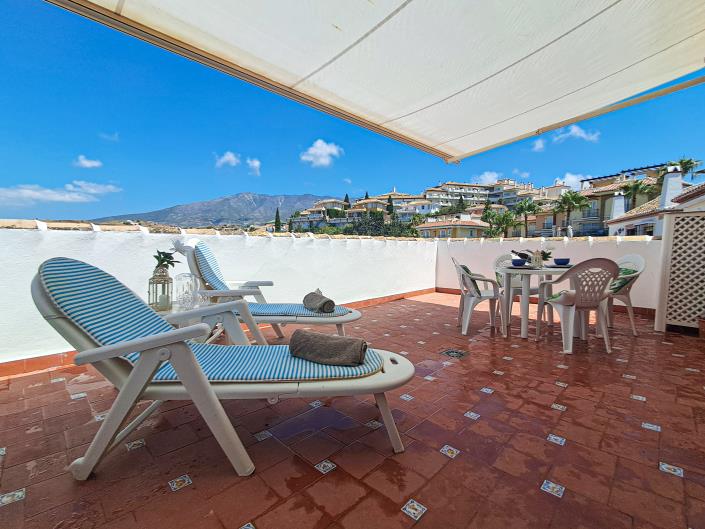 Image No.5-2 Bed House for sale