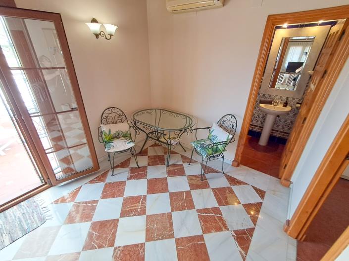 Image No.14-2 Bed House for sale