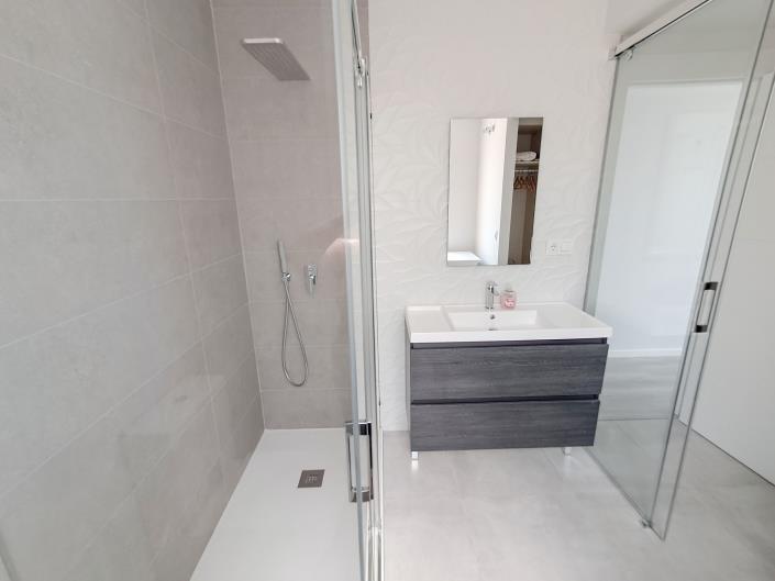 Image No.11-3 Bed Apartment for sale