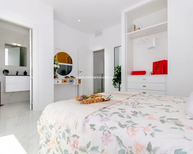 Image No.32-3 Bed Villa for sale