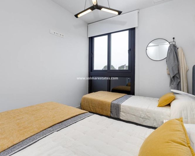 Image No.12-2 Bed Apartment for sale