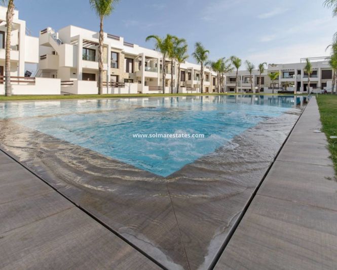 Image No.28-2 Bed Apartment for sale