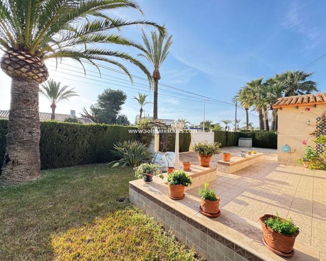 Image No.18-3 Bed Villa for sale