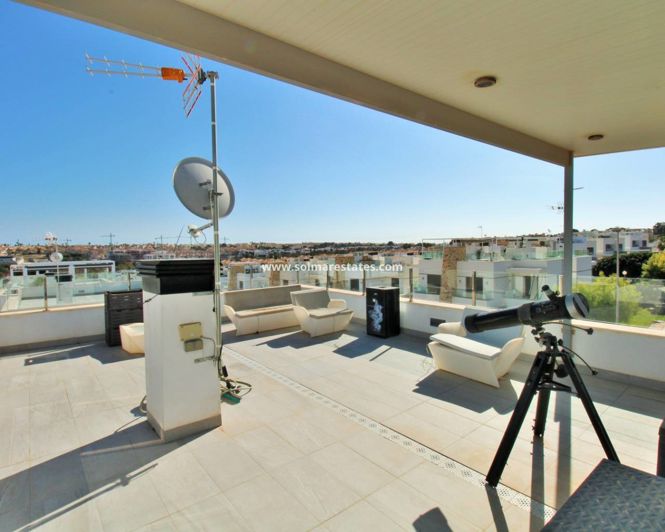 Image No.28-3 Bed Villa for sale