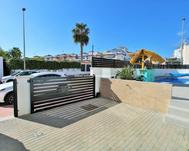 Image No.33-3 Bed Villa for sale