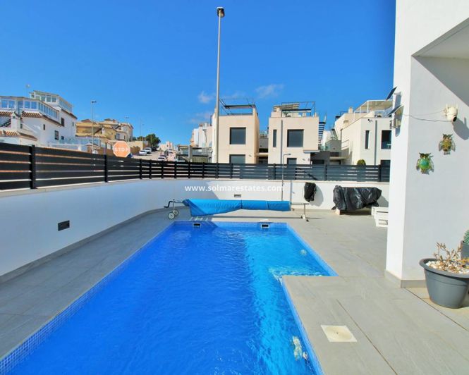 Image No.37-3 Bed Villa for sale