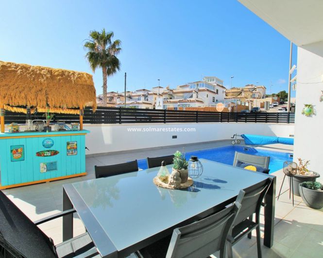 Image No.4-3 Bed Villa for sale