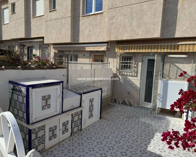 Image No.9-2 Bed Townhouse for sale