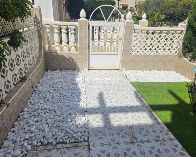 Image No.13-2 Bed Townhouse for sale