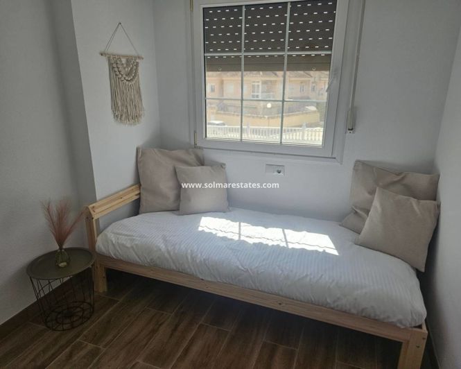 Image No.18-2 Bed Townhouse for sale