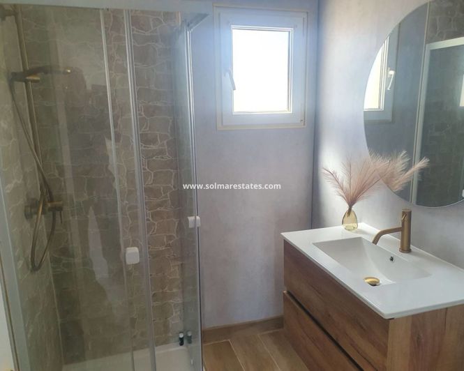 Image No.22-2 Bed Townhouse for sale