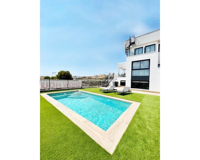 Image No.3-3 Bed Villa for sale