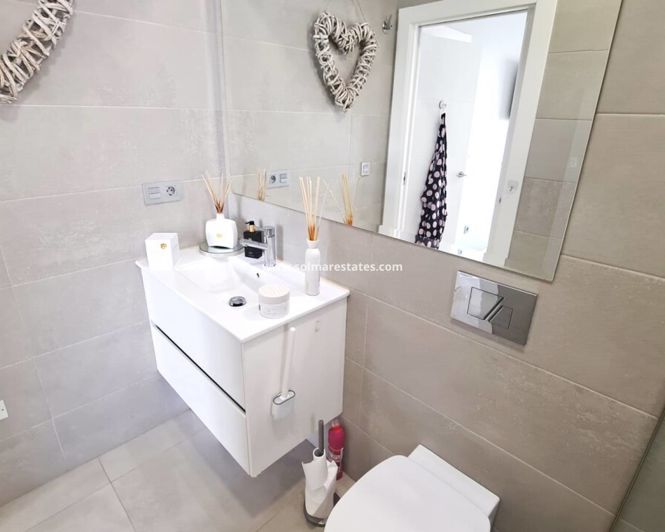 Image No.18-3 Bed Villa for sale