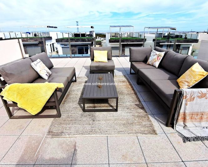 Image No.37-3 Bed Villa for sale