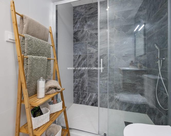 Image No.18-2 Bed Apartment for sale