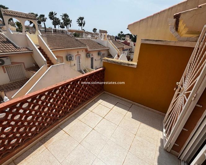 Image No.16-3 Bed Townhouse for sale