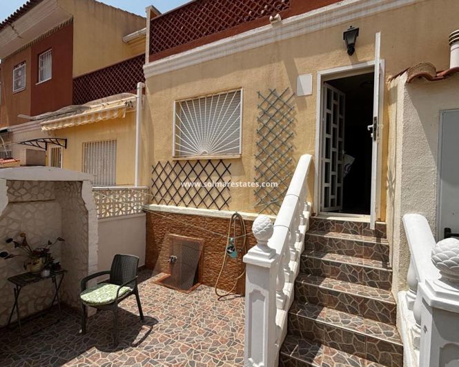 Image No.24-3 Bed Townhouse for sale