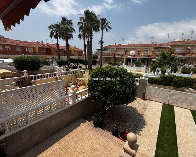 Image No.27-3 Bed Townhouse for sale