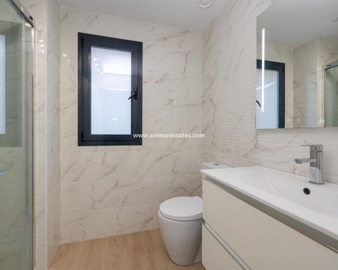 Image No.11-2 Bed Apartment for sale