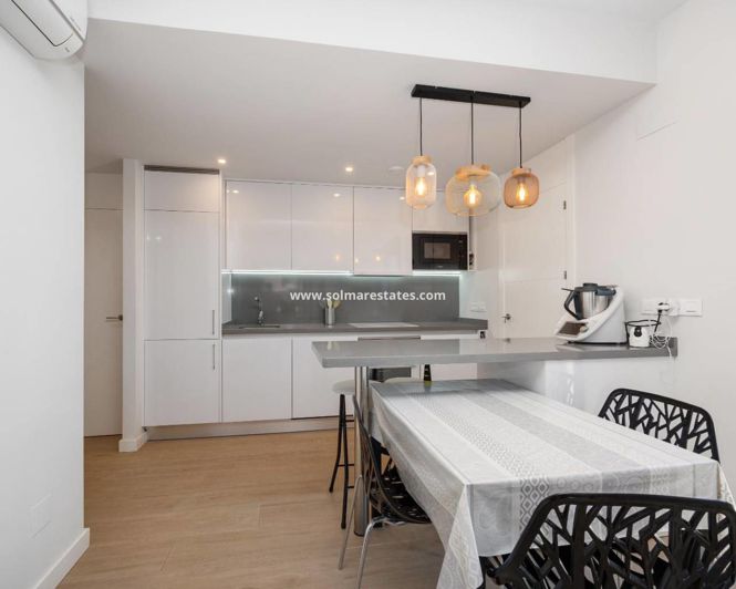 Image No.17-2 Bed Apartment for sale