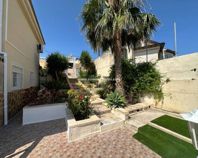 Image No.25-3 Bed Villa for sale