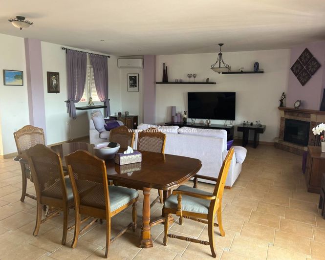 Image No.30-3 Bed Villa for sale