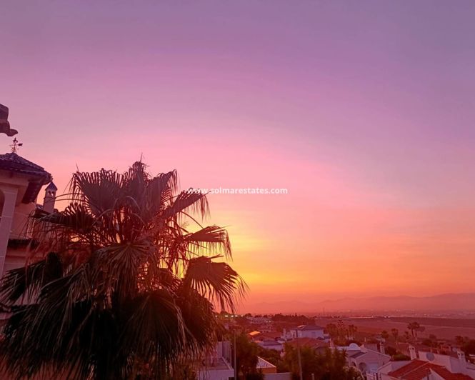 Image No.44-3 Bed Villa for sale