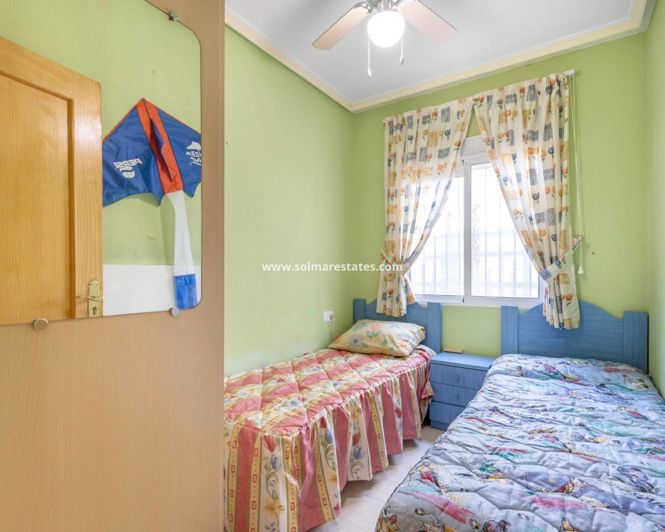 Image No.18-3 Bed Apartment for sale