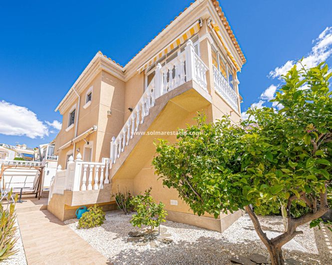 Image No.27-4 Bed Villa for sale