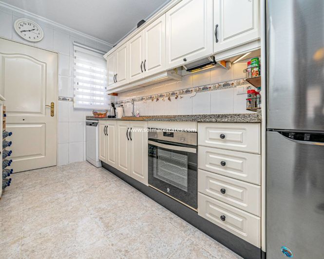 Image No.30-4 Bed Villa for sale