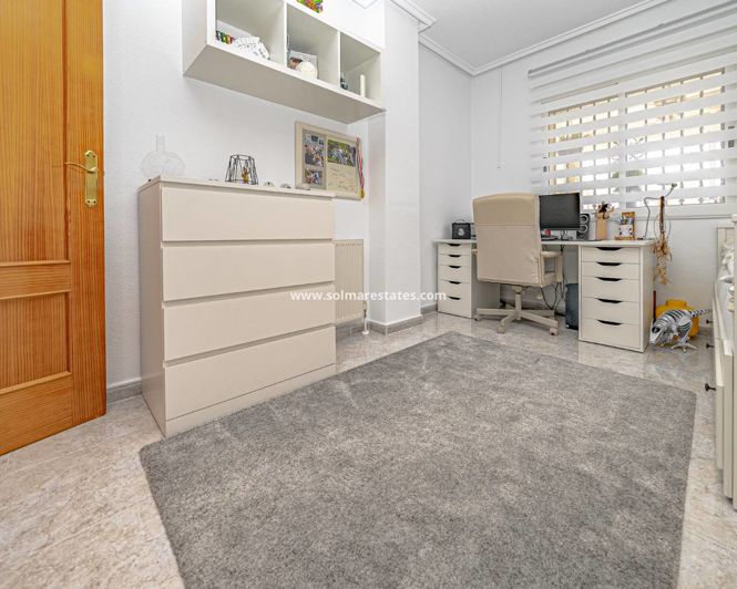 Image No.37-4 Bed Villa for sale