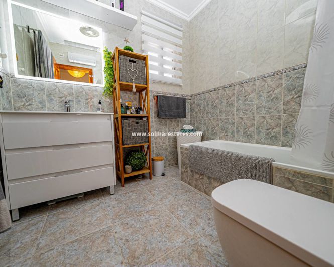 Image No.39-4 Bed Villa for sale