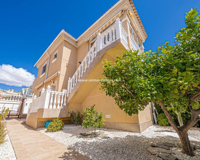 Image No.5-4 Bed Villa for sale