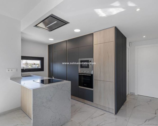 Image No.7-2 Bed Apartment for sale