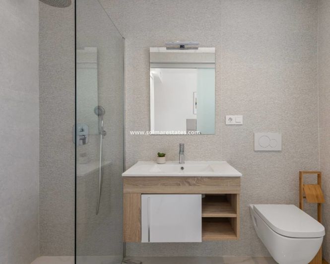 Image No.12-2 Bed Apartment for sale