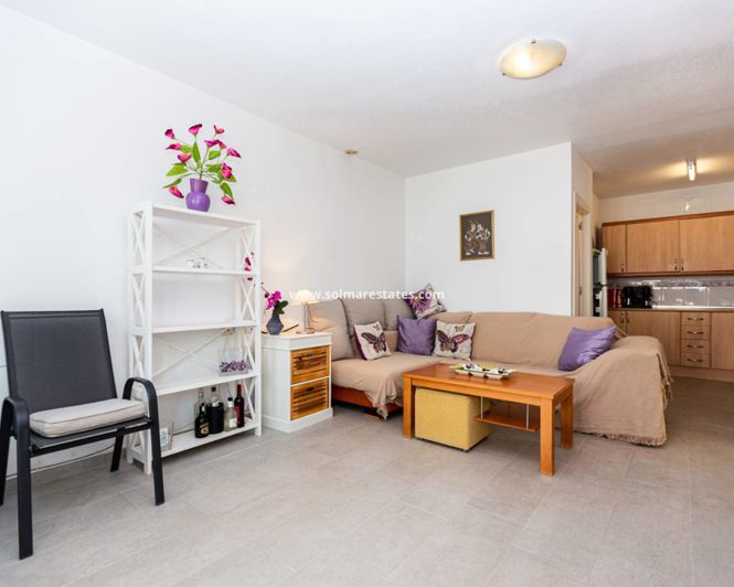 Image No.10-3 Bed Townhouse for sale