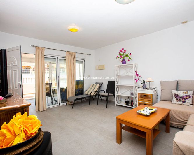 Image No.14-3 Bed Townhouse for sale