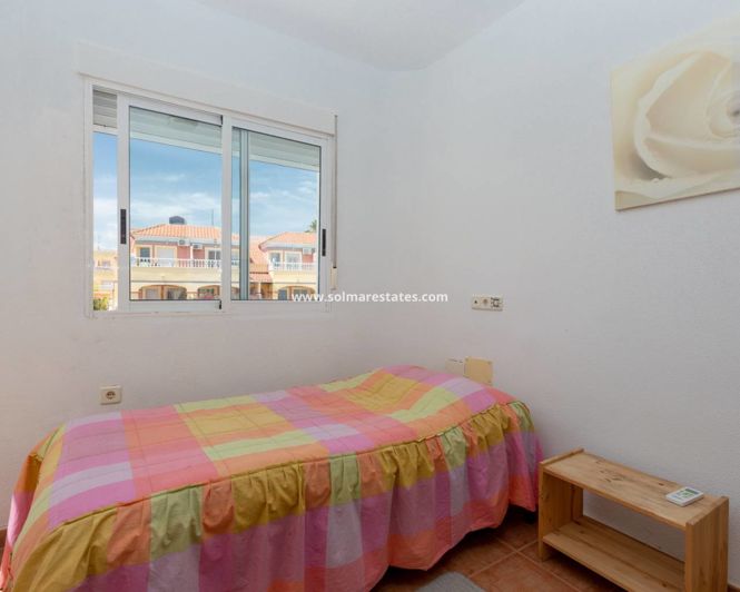 Image No.20-3 Bed Townhouse for sale