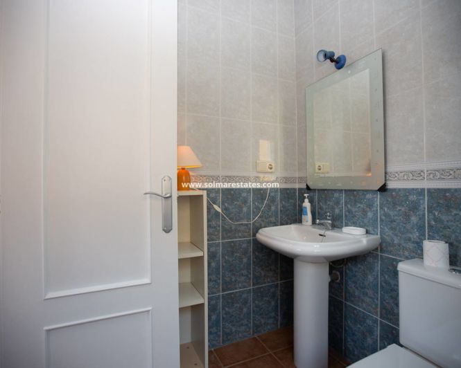 Image No.27-3 Bed Townhouse for sale