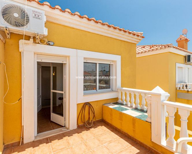 Image No.3-3 Bed Townhouse for sale