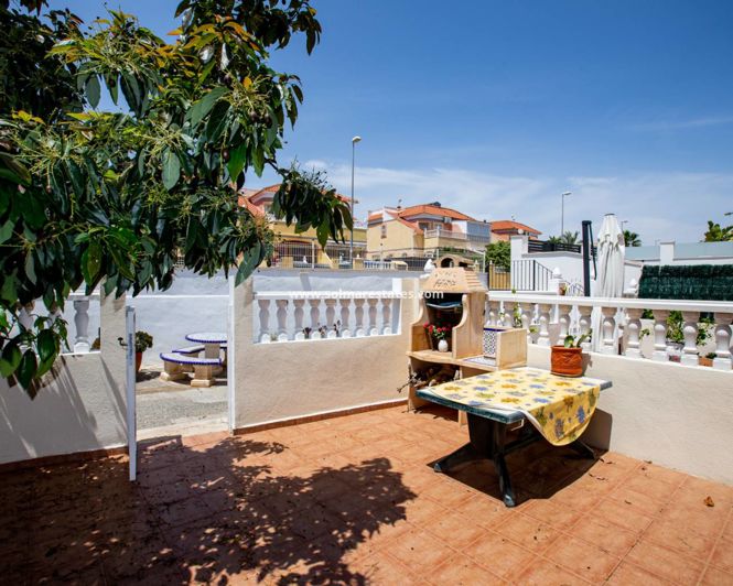 Image No.5-3 Bed Townhouse for sale