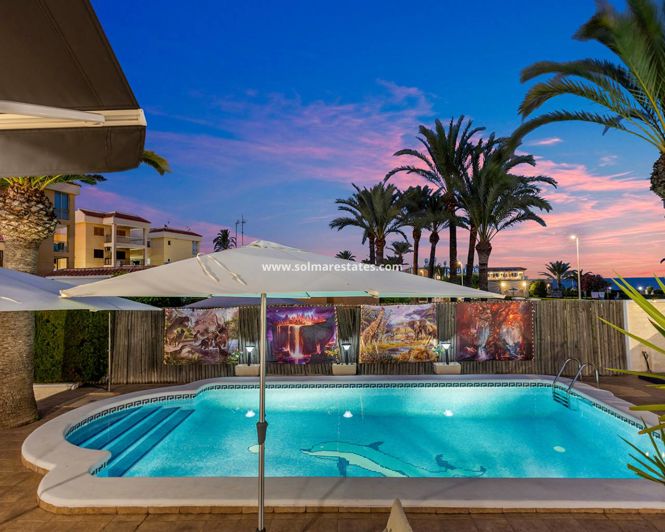 Image No.39-4 Bed Villa for sale