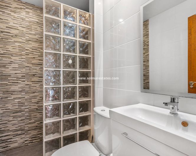 Image No.29-2 Bed Apartment for sale