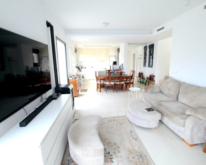 Image No.18-4 Bed Villa for sale