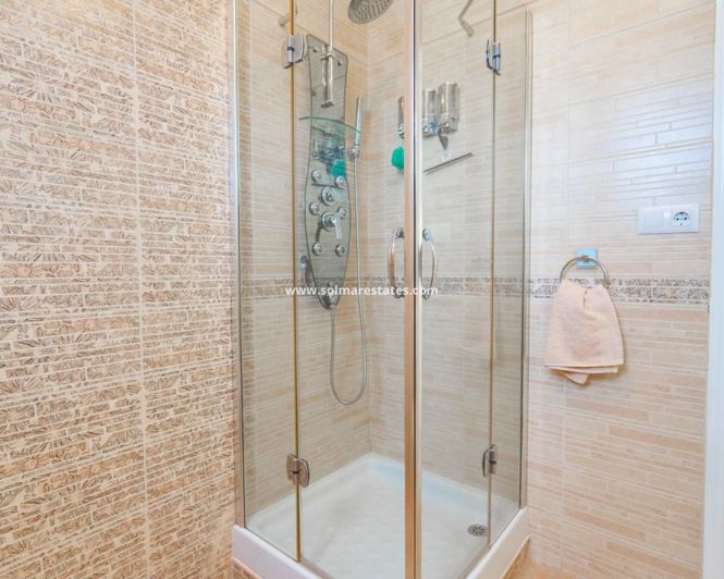 Image No.29-5 Bed Villa for sale