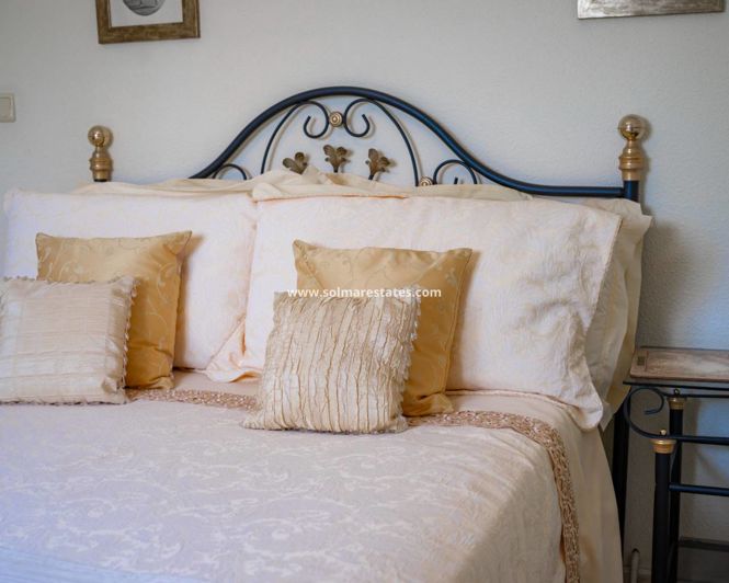 Image No.34-5 Bed Villa for sale