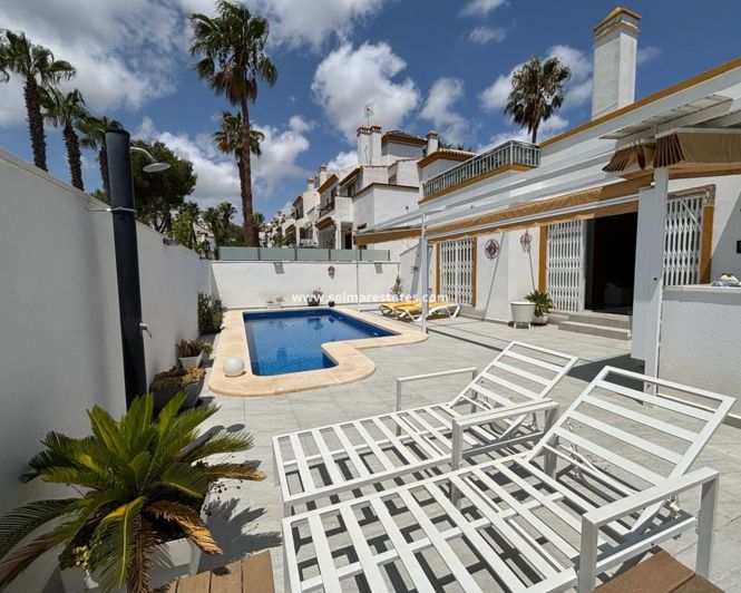 Image No.20-3 Bed Villa for sale